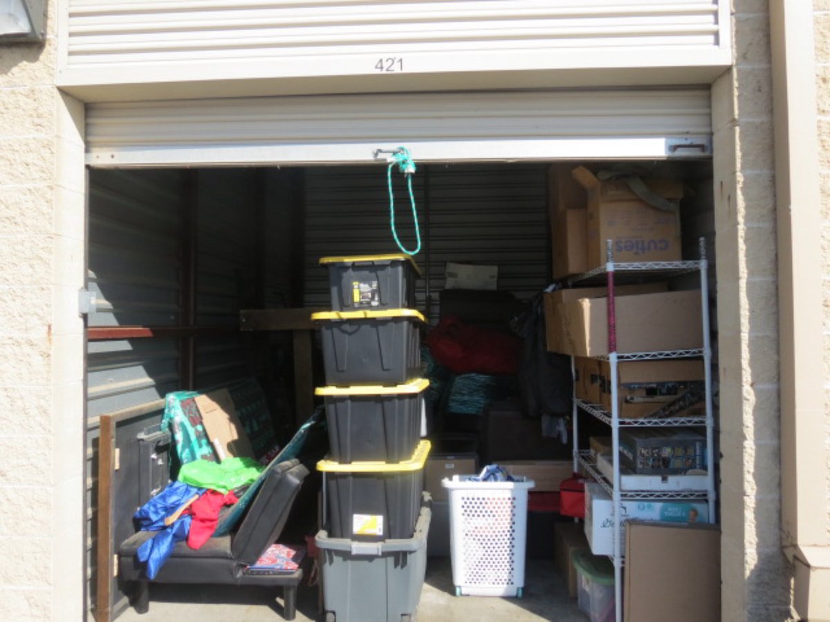 10 x 15 storage unit in Philadelphia, PA