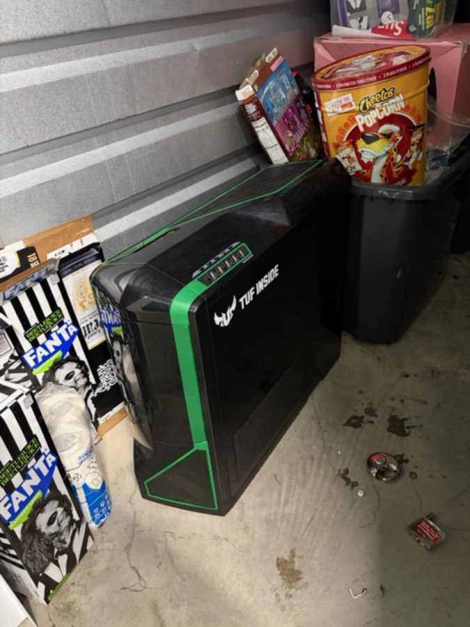 5 x 10 storage unit in Capitol Heights, MD