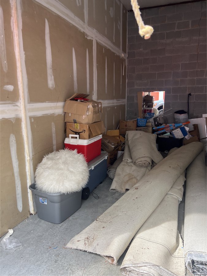 10 x 20 storage unit in Lawrenceville, GA