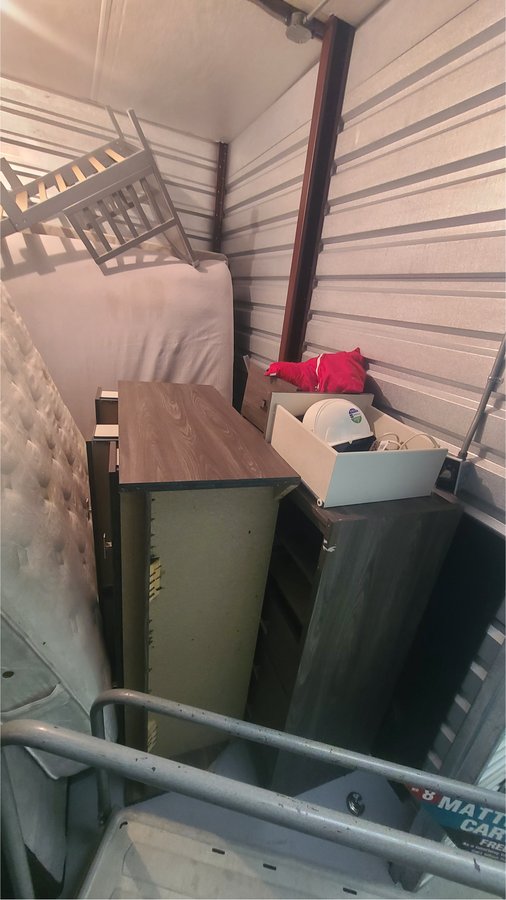 10 x 10 storage unit in Houston, TX