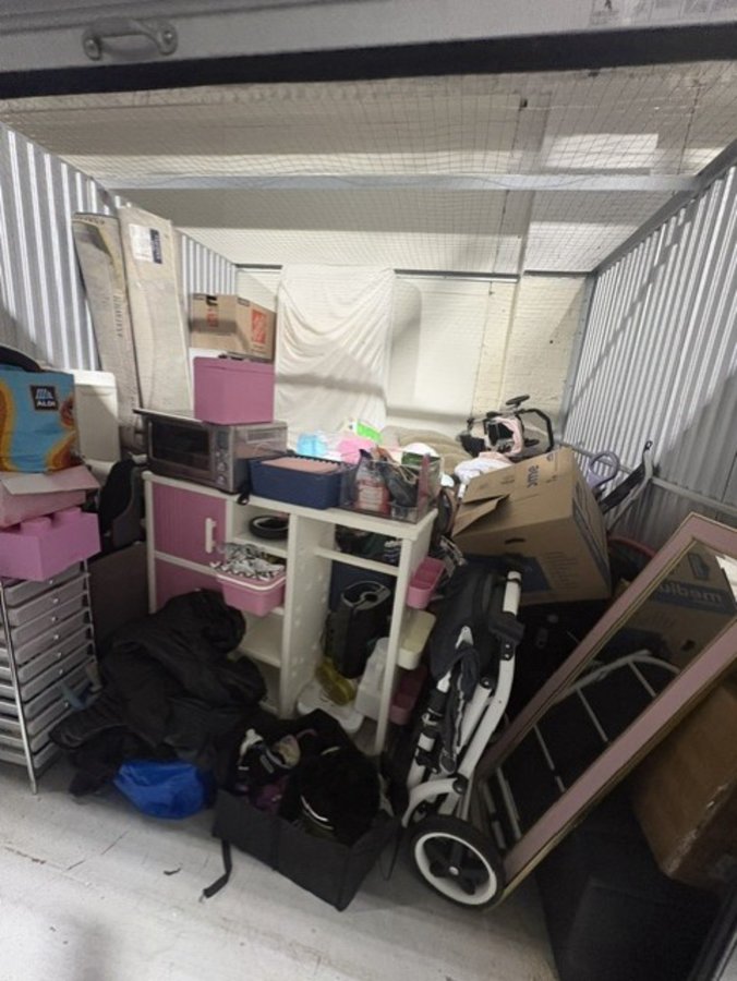 10 x 10 storage unit in Cicero, IL
