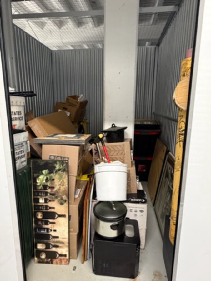 7 x 10 storage unit in Cicero, IL