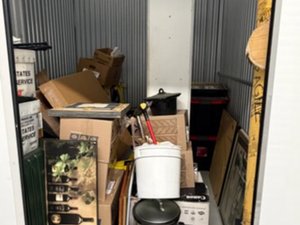 7 x 10 unit in Cicero