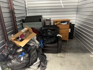 10 x 10 unit in Newnan