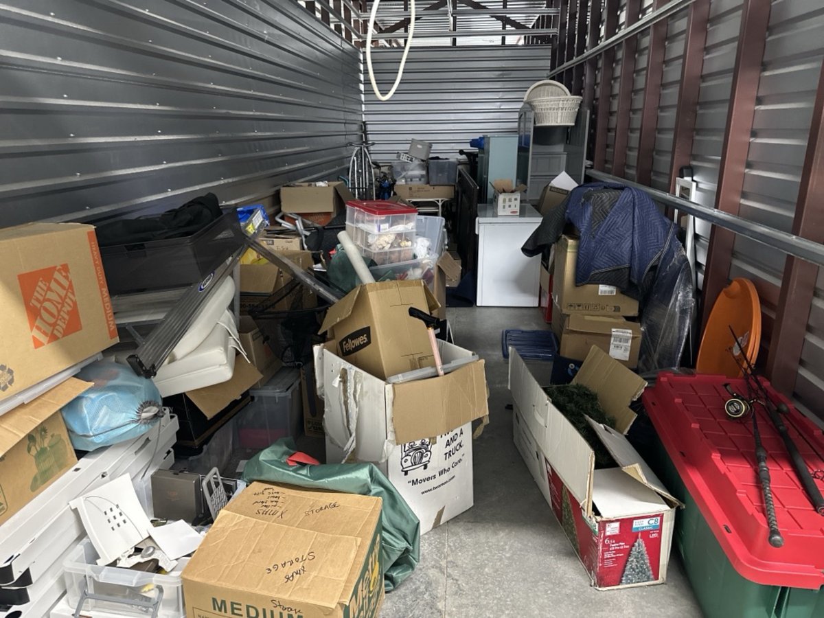 10 x 30 storage unit in Newnan, GA
