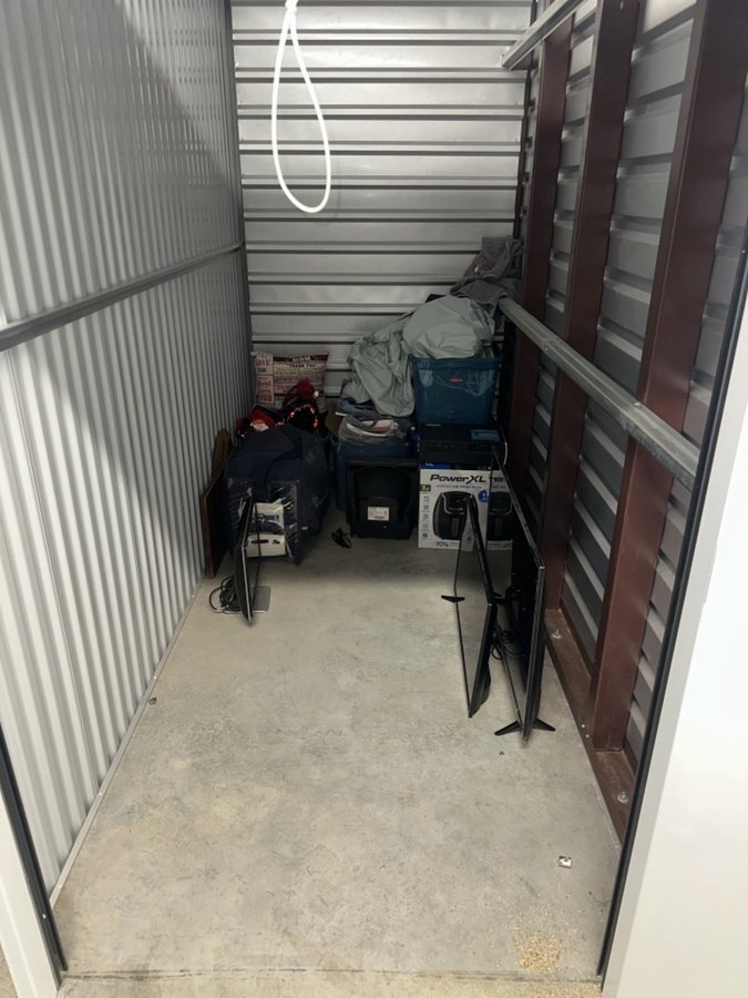5 x 10 storage unit in Newnan, GA