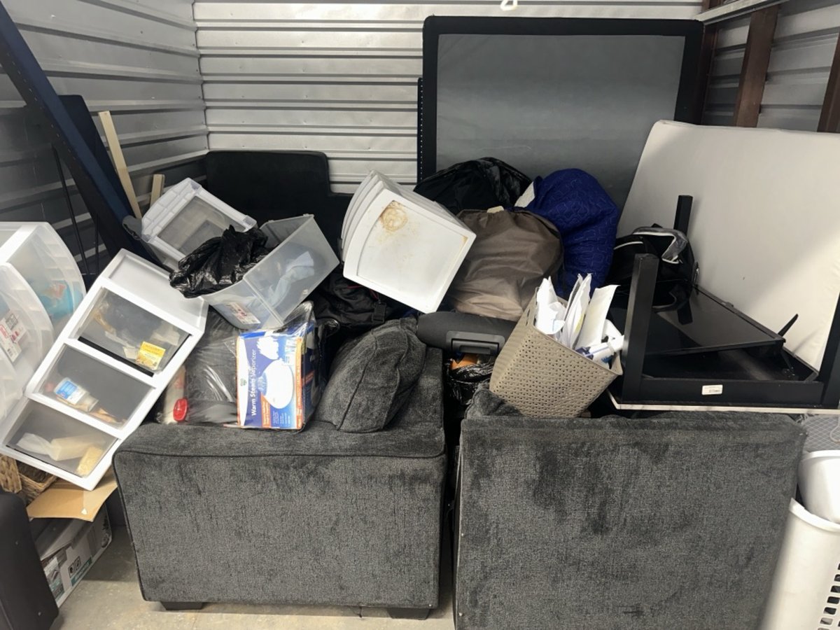 10 x 10 storage unit in Newnan, GA