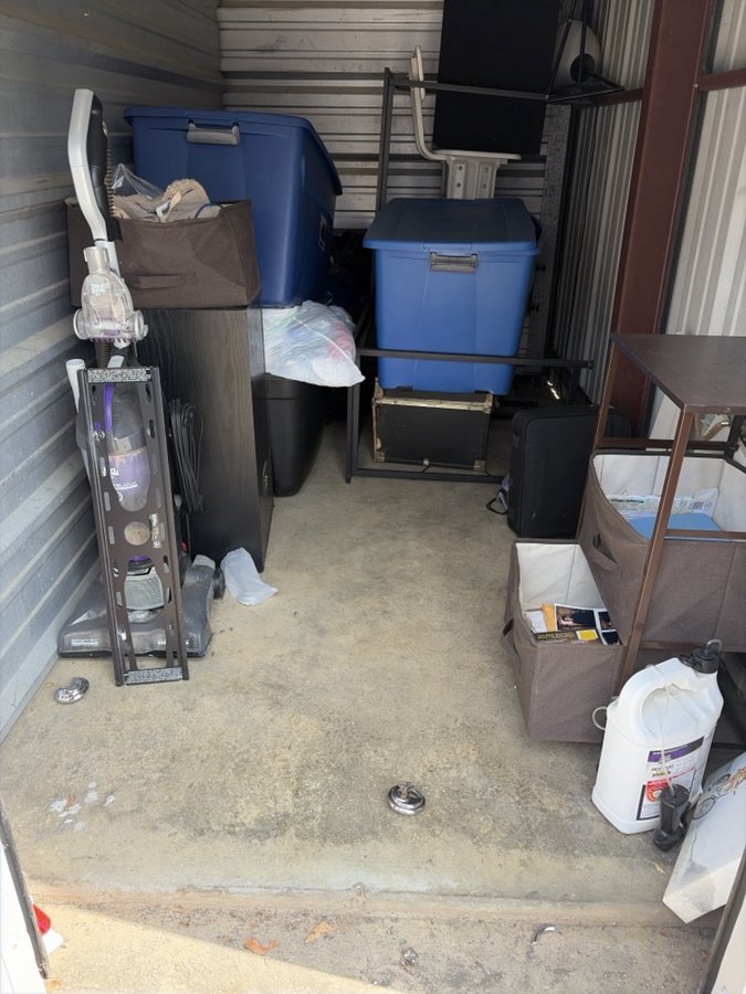 5 x 10 storage unit in Memphis, TN