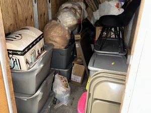 5 x 10 unit in East Point