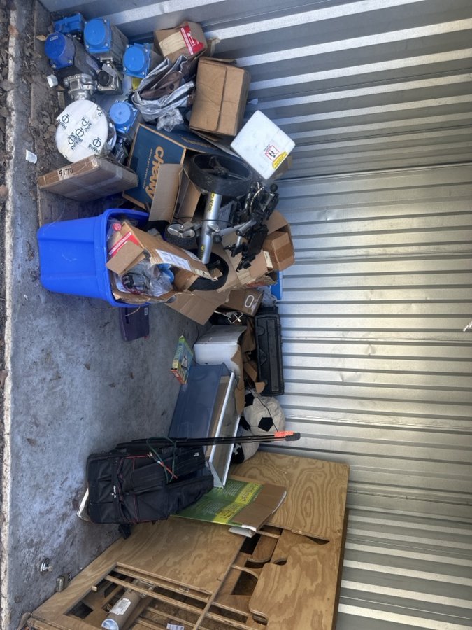 10 x 10 storage unit in Newnan, GA