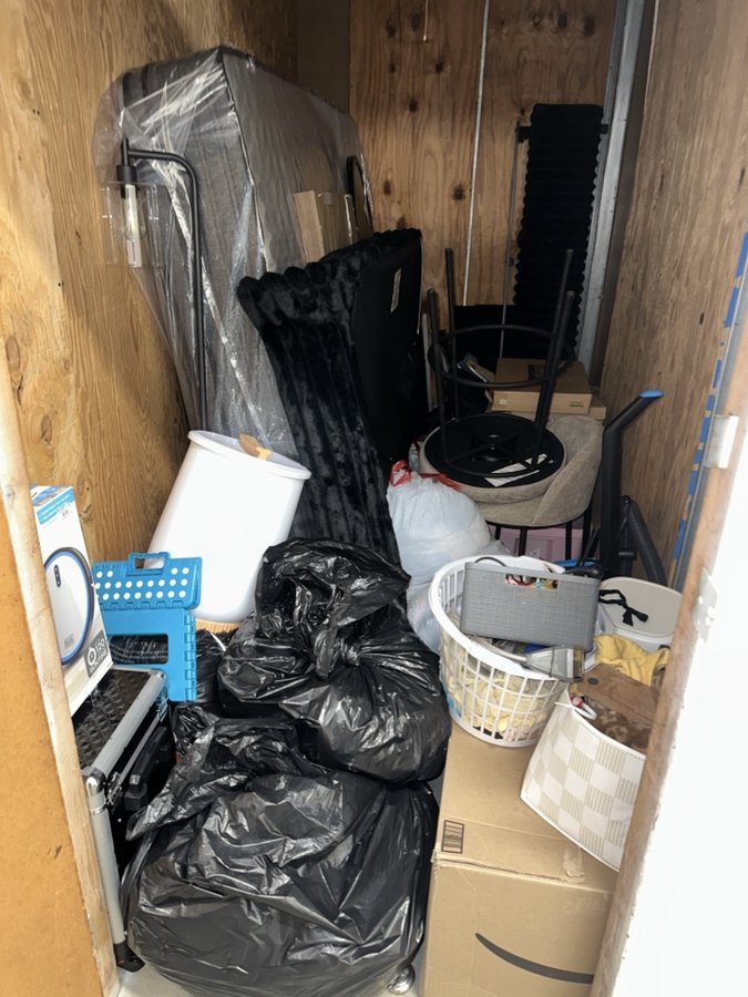 5 x 10 storage unit in East Point, GA