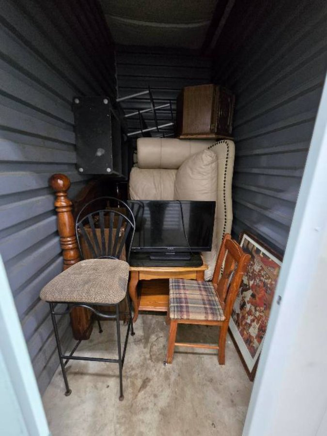 5 x 10 storage unit in Memphis, TN