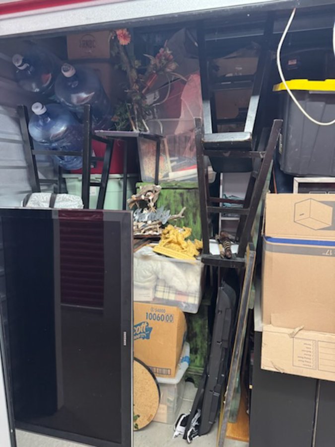 10 x 15 storage unit in Sarasota, FL