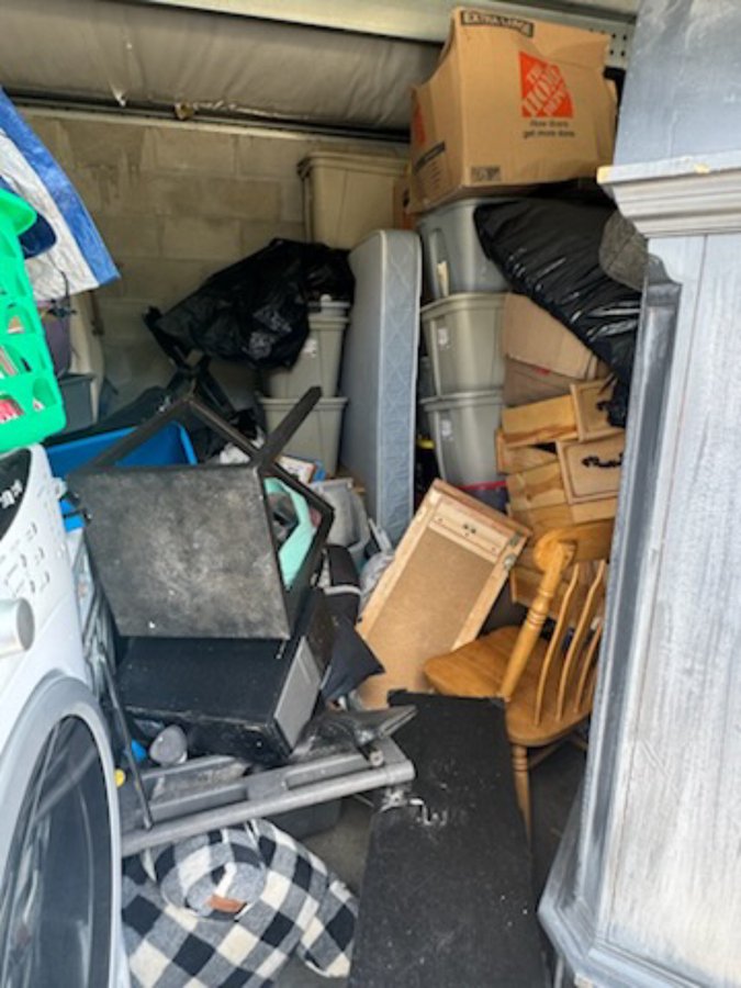 10 x 10 storage unit in Sarasota, FL