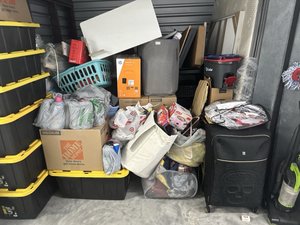 10 x 10 unit in Fayetteville