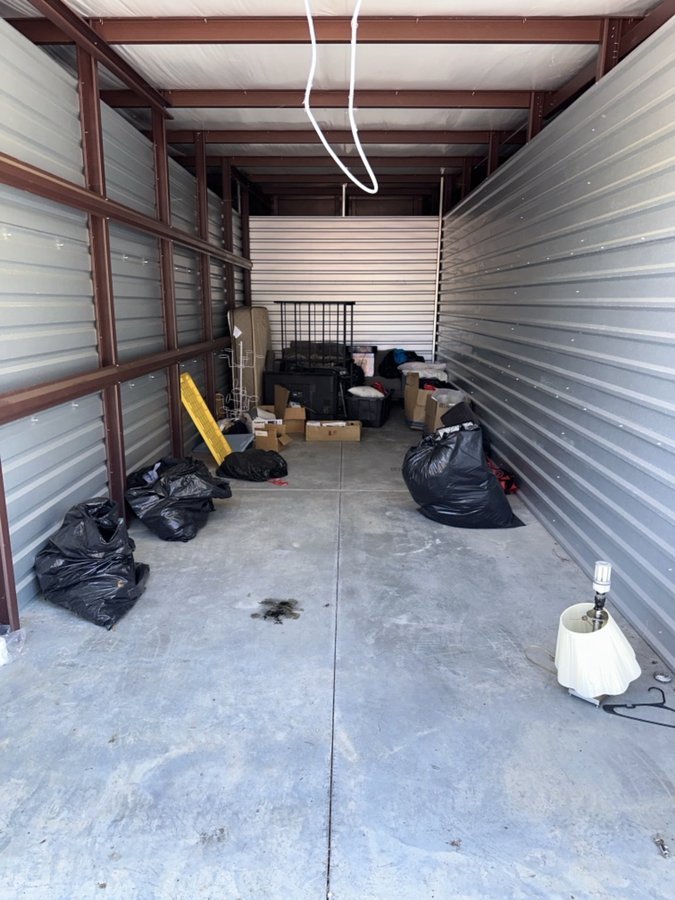 10 x 30 storage unit in Fayetteville, GA