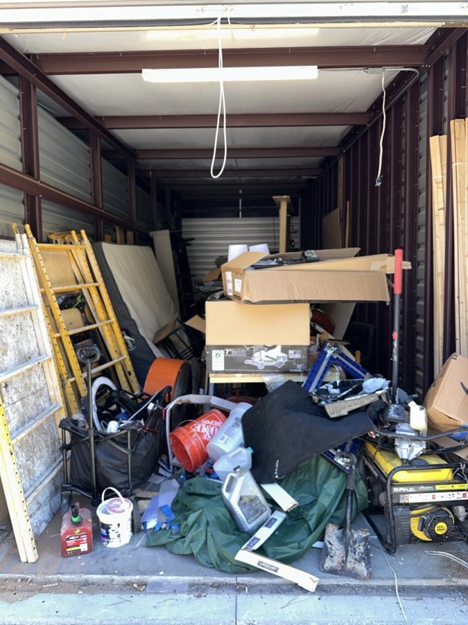 10 x 30 storage unit in Fayetteville, GA