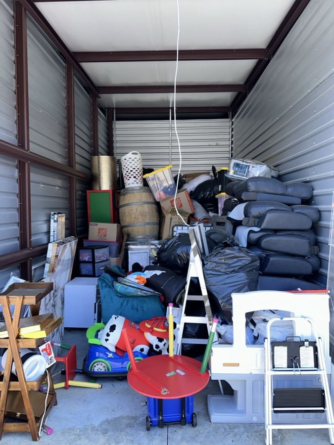 10 x 20 storage unit in Fayetteville, GA