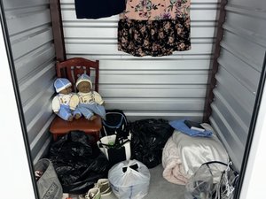 5 x 5 unit in Fayetteville