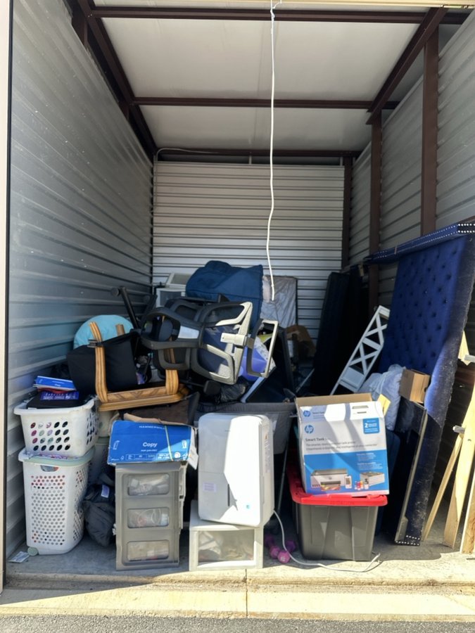 10 x 15 storage unit in Fayetteville, GA