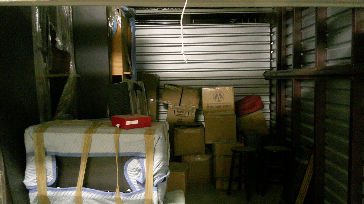 10 x 15 storage unit in Baldwin, NY
