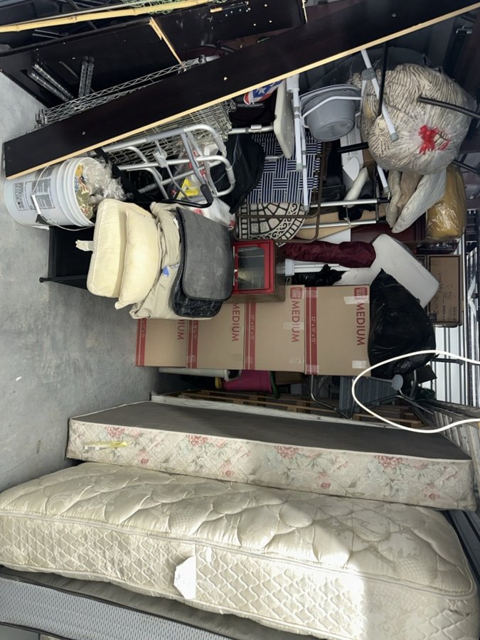 10 x 15 storage unit in Fayetteville, GA