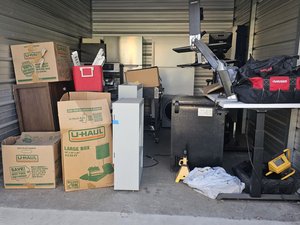 10 x 14 unit in Pomona