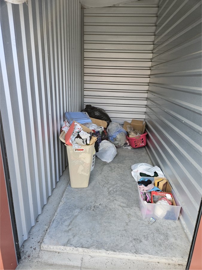 5 x 10 storage unit in Amsterdam, NY