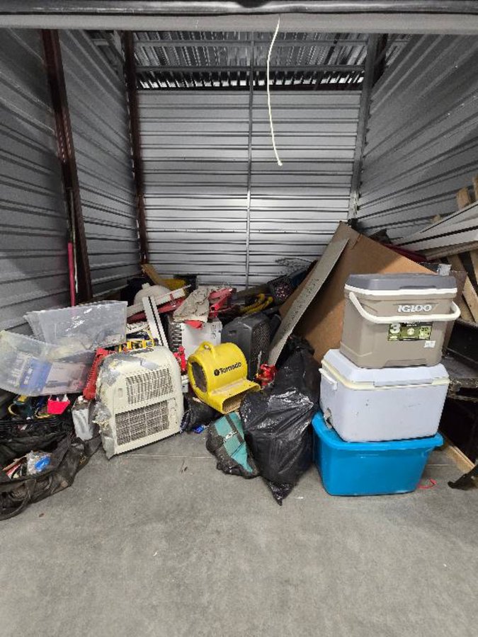 10 x 10 storage unit in Memphis, TN