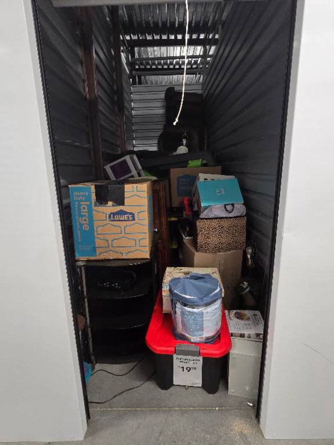 5 x 15 storage unit in Memphis, TN