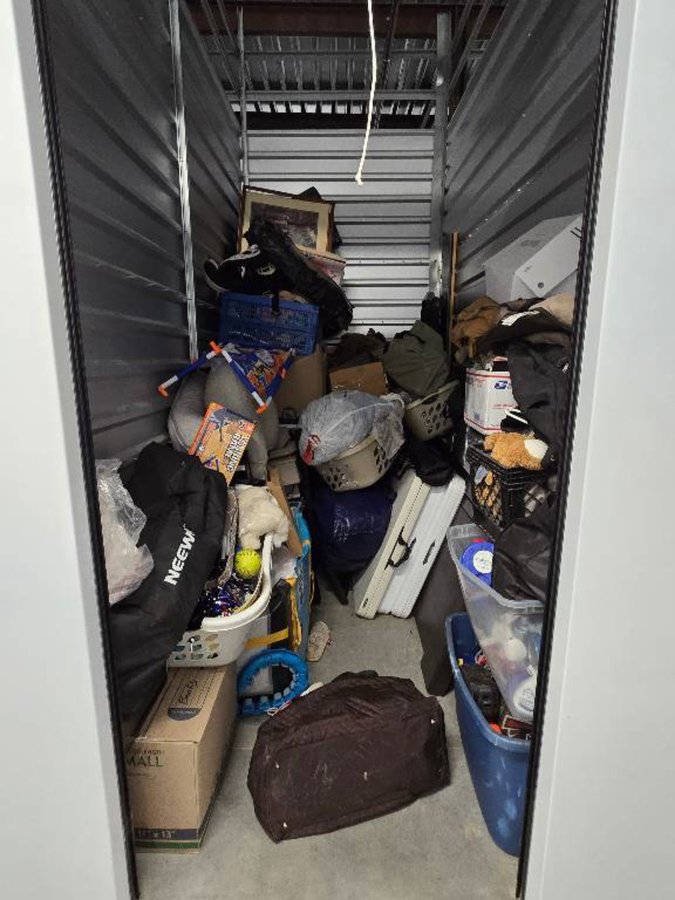5 x 10 storage unit in Memphis, TN