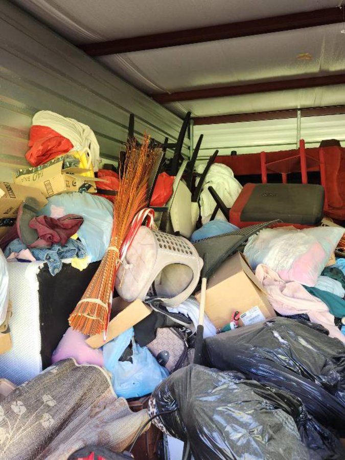 10 x 20 storage unit in Florissant, MO