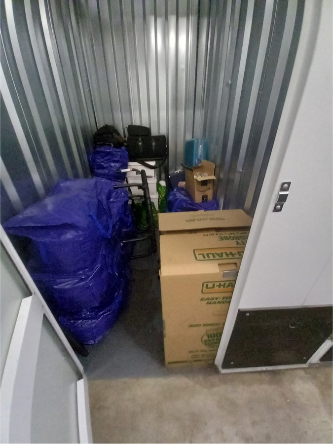 5 x 8 storage unit in New York, NY
