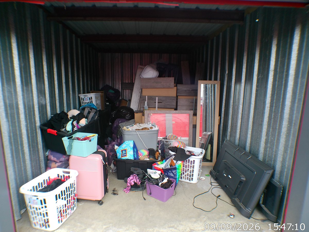 10 x 15 storage unit in Warrensville HTS, OH