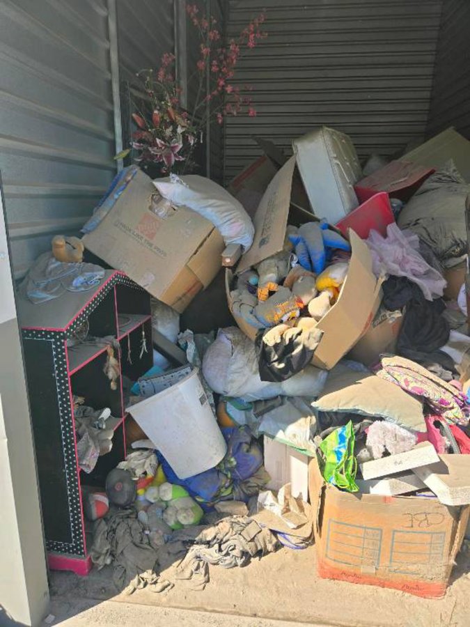 10 x 20 storage unit in Bermuda Dunes, CA