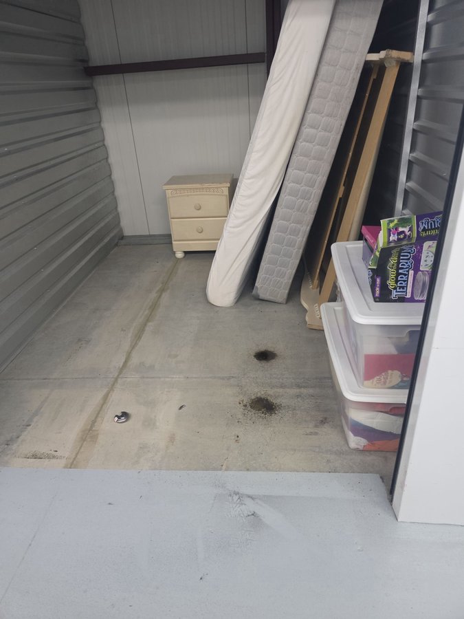 7 x 10 storage unit in Raleigh, NC
