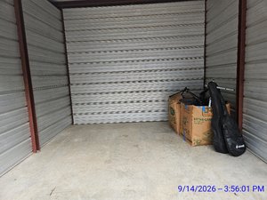 10 x 10 unit in Bloomington