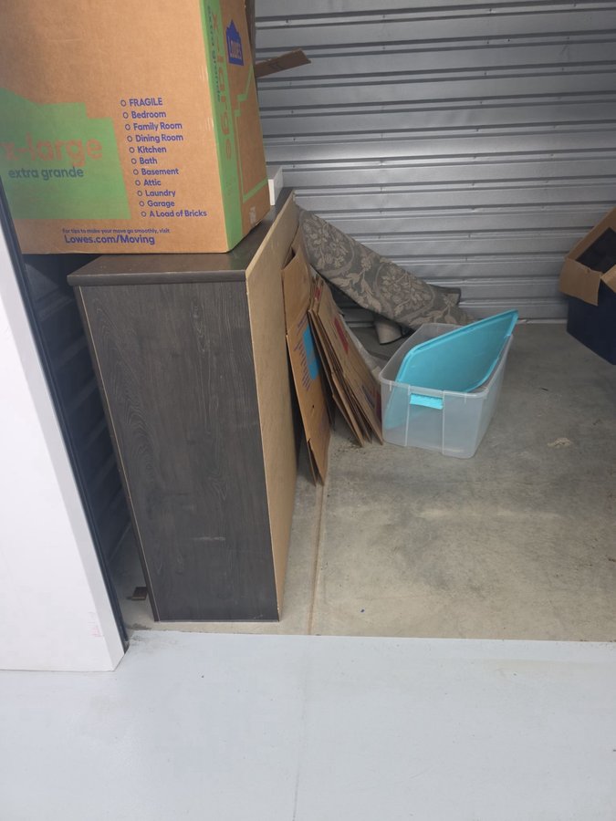 7 x 10 storage unit in Raleigh, NC