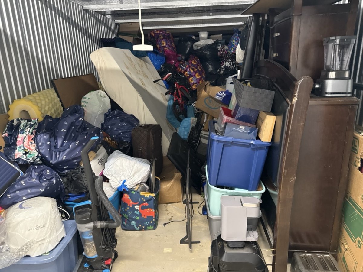 10 x 20 storage unit in Baltimore, MD