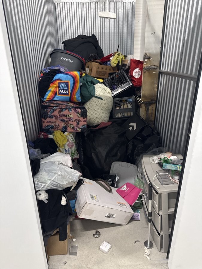5 x 10 storage unit in Baltimore, MD