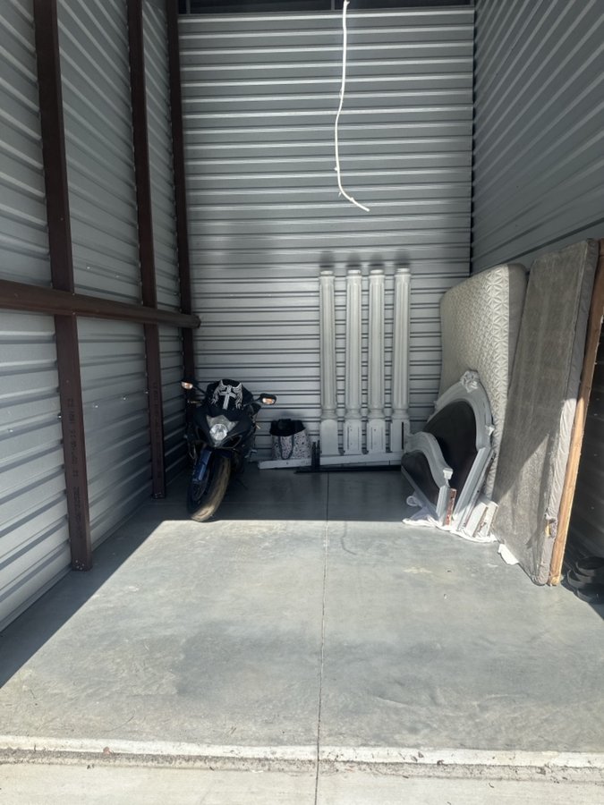 10 x 15 storage unit in Fayetteville, GA