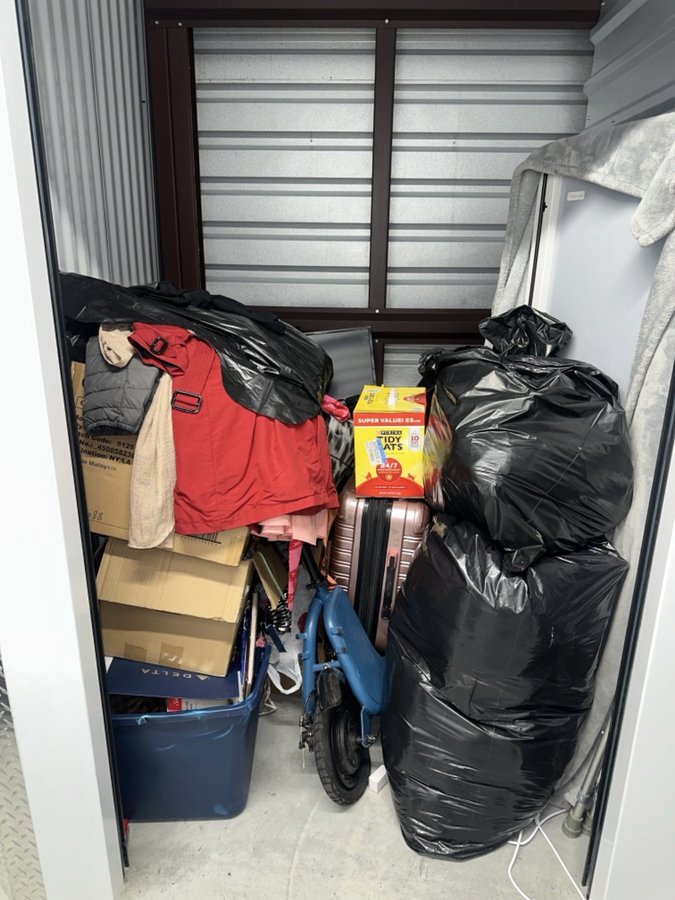 5 x 5 storage unit in Fayetteville, GA