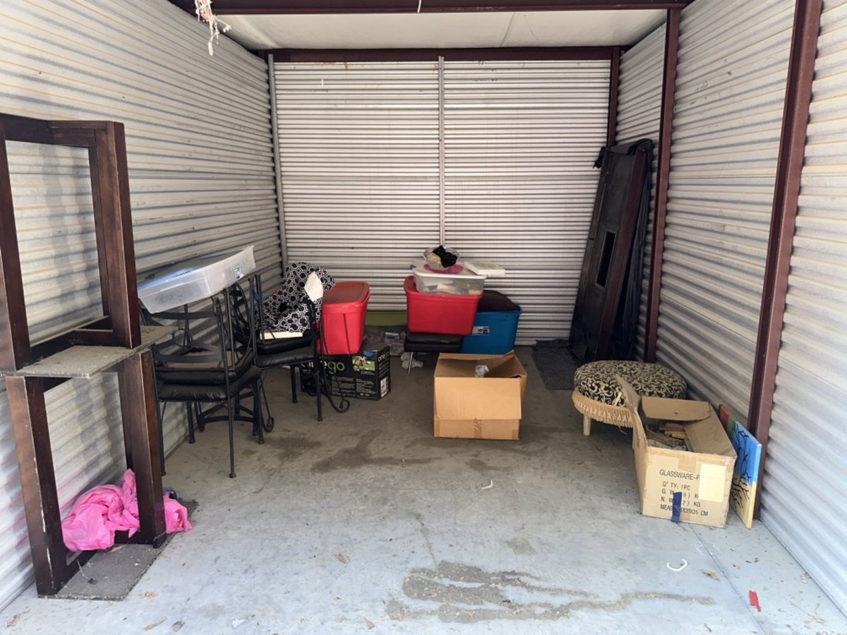 10 x 15 storage unit in Fayetteville, GA