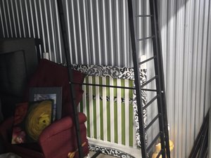 10 x 10 unit in Lansing