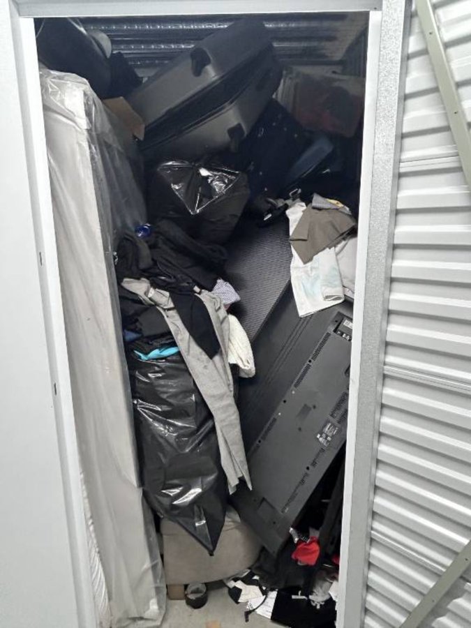 5 x 5 storage unit in Washington, DC