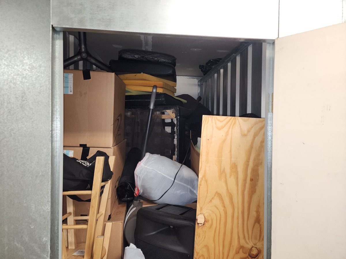 5 x 10 storage unit in Des Plaines, IL