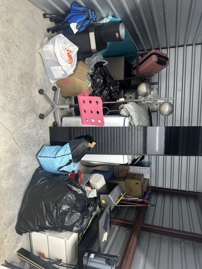 10 x 10 storage unit in Fairburn, GA