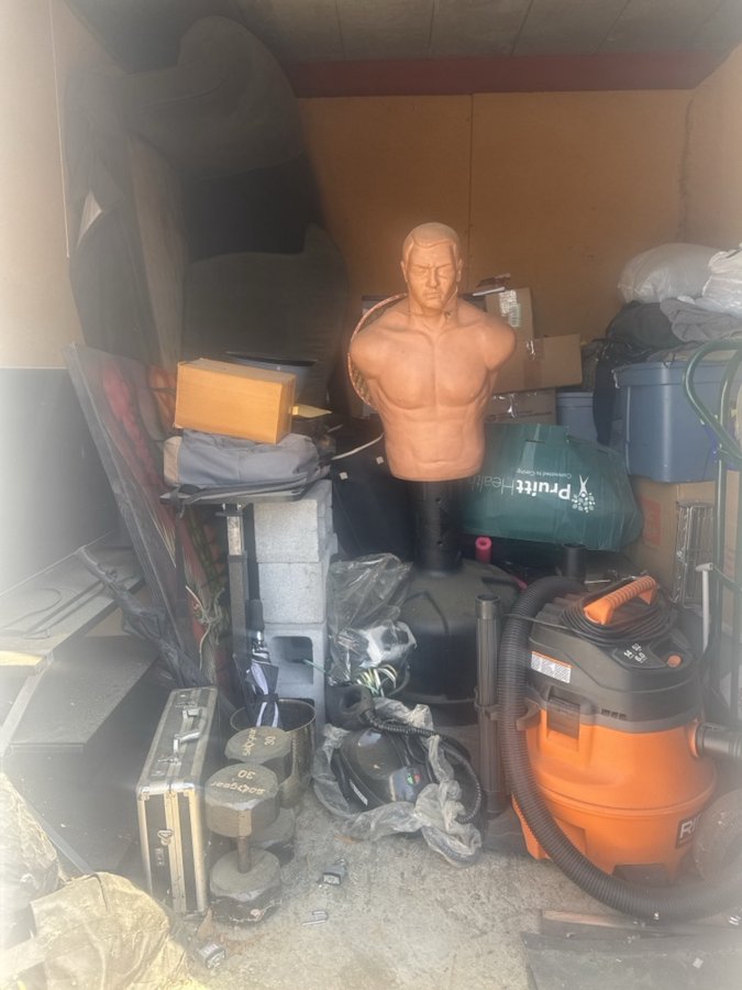 10 x 10 storage unit in Douglasville, GA