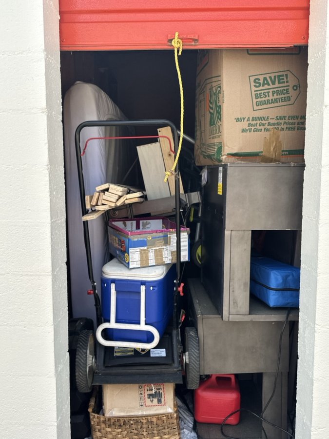 5 x 10 storage unit in Douglasville, GA