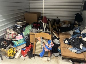 10 x 10 unit in Columbus